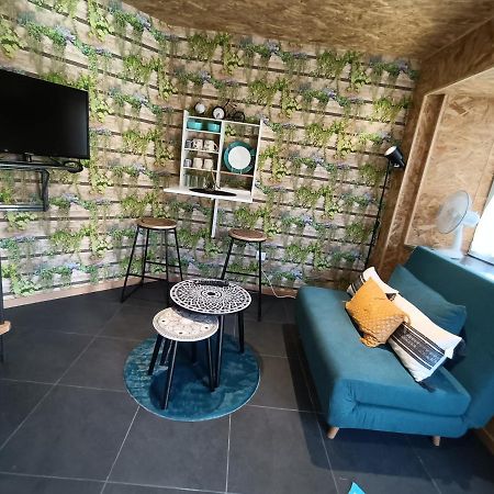 Mini House In Beauce Toury Exterior foto
